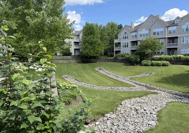 3rd image of 370 W Sundown Ct #D, Wauconda, IL 60084 | MLS# 12732067