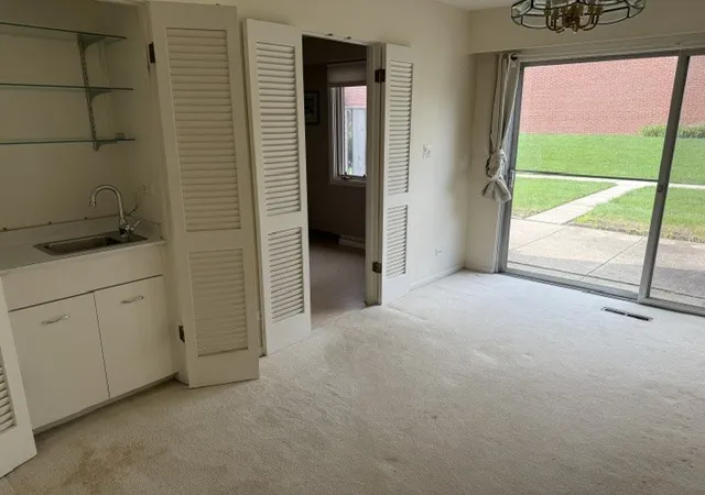 5th image of 1205 Chanticleer Ln, Hinsdale, IL 60521 | MLS# 12732138