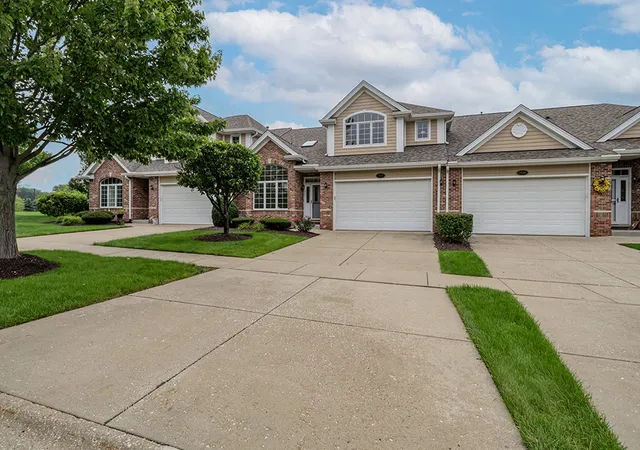 2nd image of 1436 Covington Dr, Lemont, IL 60439 | MLS# 12732140