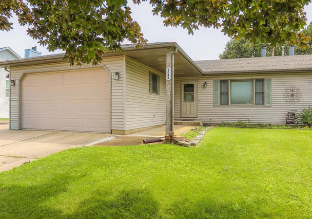 1st image of 904 Harvest Trl #B, Yorkville, IL 60560 | MLS# 12732149