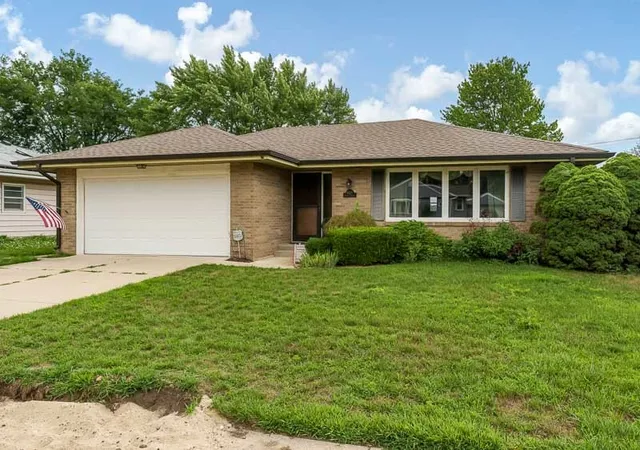 1st image of 6225 Browns Pkwy, Loves Park, IL 61111 | MLS# 12732166