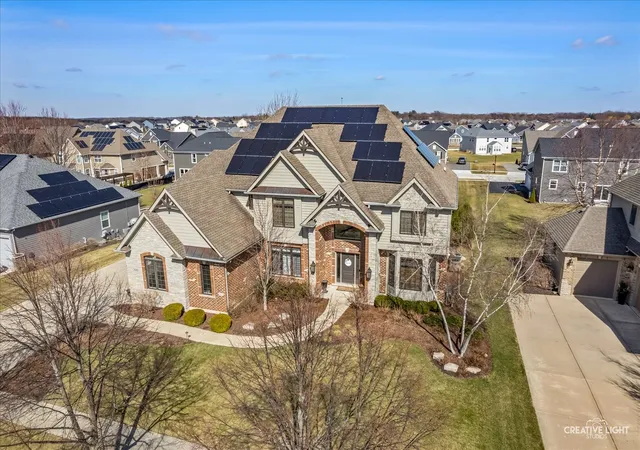 4th image of 3680 Broadleaf Ave, Elgin, IL 60124 | MLS# 12732187