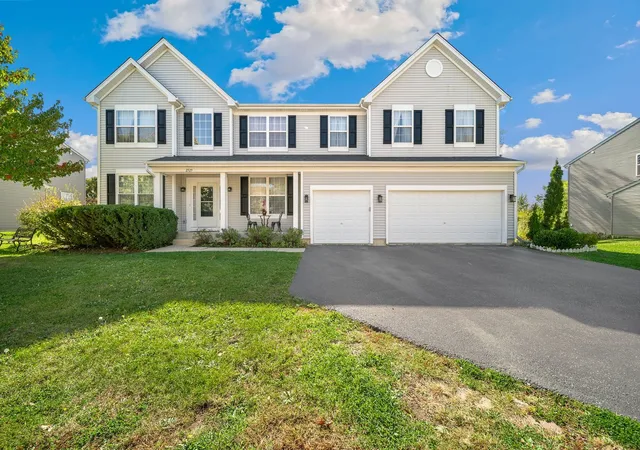 Photo 1 of Single family home for sale at 2529 W Autumn Dr, Round Lake, IL 60073 | MLS# 12732205 | Listing updated on 2026-09-01