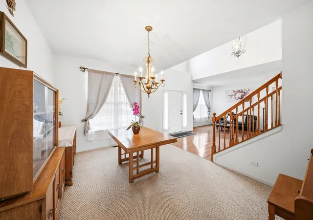Photo 4 of Single family home for sale at 2529 W Autumn Dr, Round Lake, IL 60073 | MLS# 12732205 | Listing updated on 2026-09-01