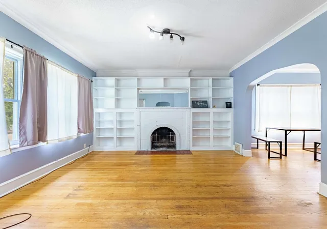 2nd image of 3614 Wesley Ave, Berwyn, IL 60402 | MLS# 12732213