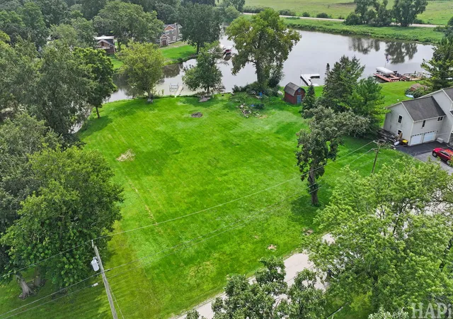 4th image of 4428 Wildwood Dr, Crystal Lake, IL 60014 | MLS# 12732223