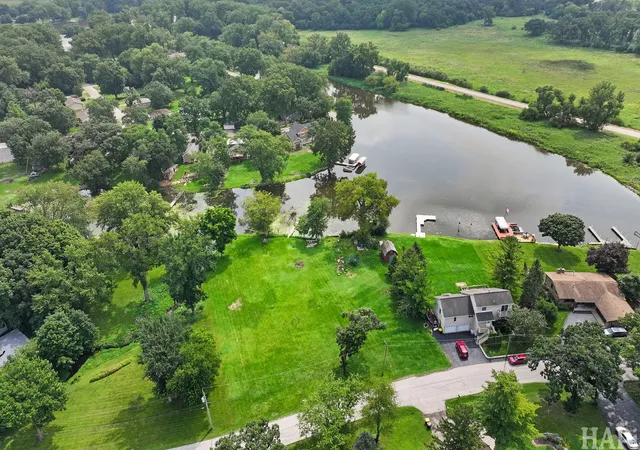 5th image of 4428 Wildwood Dr, Crystal Lake, IL 60014 | MLS# 12732223