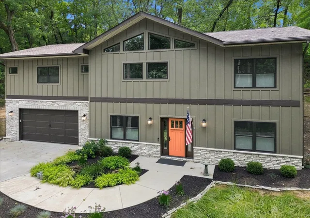 1st image of 49 S Oval Ave, Beverly Shores, IN 46301 | MLS# 12732244