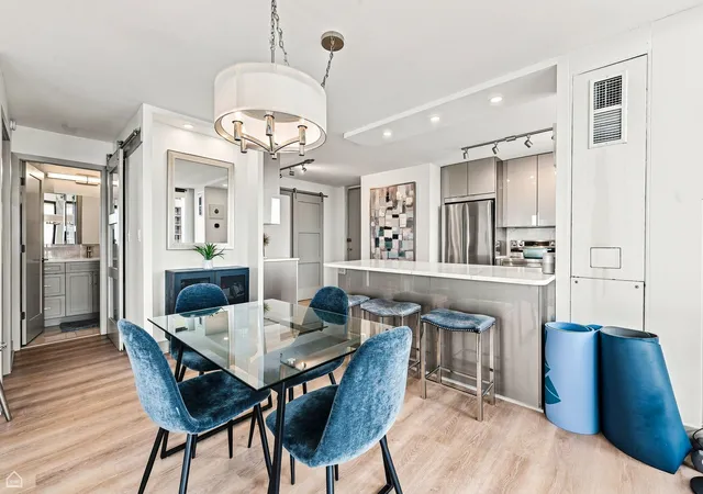 Photo 4 of Condo for sale at 1660 N La Salle Dr #3911, Chicago, IL 60614 | MLS# 12732265 | Listing updated on 2026-08-23
