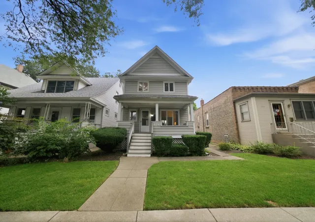 Photo 4 of Sale Pending at 3717 N Kildare Ave, Chicago, IL 60641 | MLS# 12732272 | Listing updated on 2026-08-21