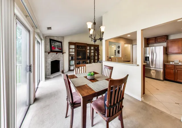 5th image of 592 Edinburgh Ln #B, Prospect Heights, IL 60070 | MLS# 12732316