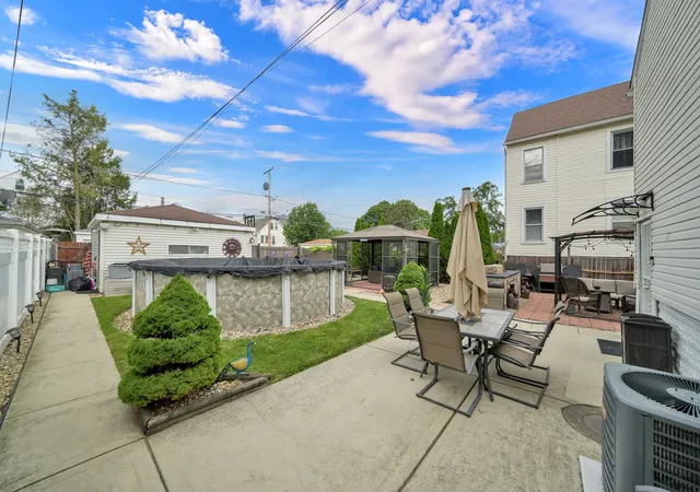 4th image of 1410 Clarence Ave, Berwyn, IL 60402 | MLS# 12732365