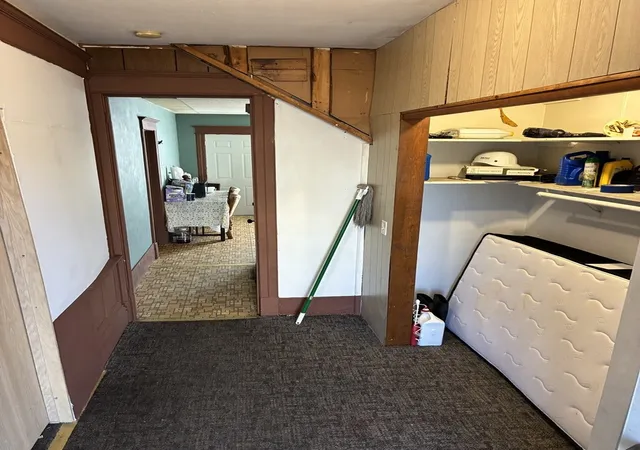 Photo 2 of Single family home for sale at 303 W Spring St, Freeport, IL 61032 | MLS# 12732376 | Listing updated on 2026-08-19