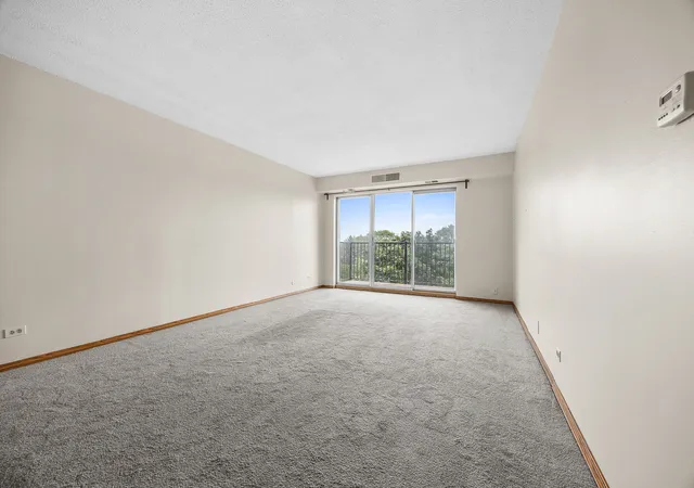 Photo 3 of Condo for sale at 5400 Walnut Ave #410, Downers Grove, IL 60515 | MLS# 12732410 | Listing updated on 2026-08-21