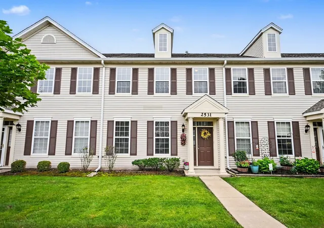 1st image of 2531 Congress Ave #2531, Aurora, IL 60503 | MLS# 12732426