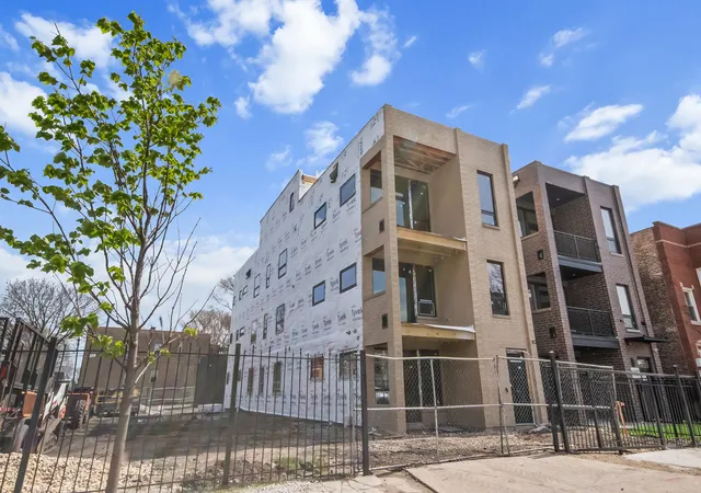 1st image of 4441 S Vincennes Ave #1, Chicago, IL 60653 | MLS# 12732451