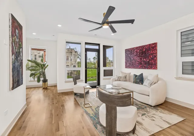 3rd image of 4441 S Vincennes Ave, Chicago, IL 60653