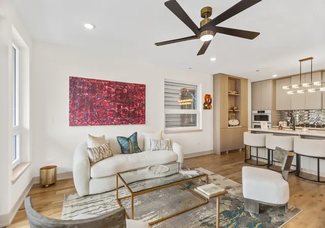 4th image of 4441 S Vincennes Ave, Chicago, IL 60653