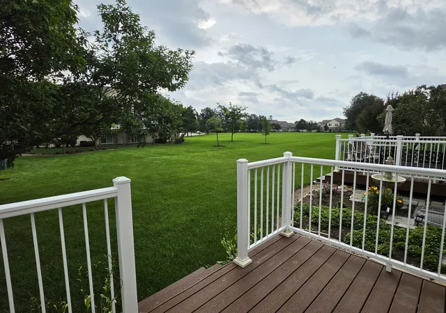 20th image of 978 Oak Ridge Blvd, Elgin, IL 60120 | MLS# 12732474