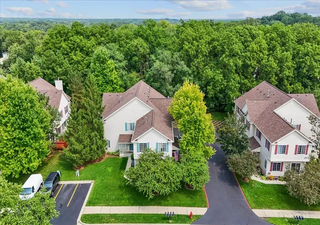 Photo 3 of Townhouse for sale at 635 Windsor Dr #4A, Fox Lake, IL 60020 | MLS# 12732481 | Listing updated on 2026-09-02