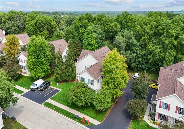 Photo 3 of Townhouse for sale at 635 Windsor Dr #4A, Fox Lake, IL 60020 | MLS# 12732481 | Listing updated on 2026-09-02