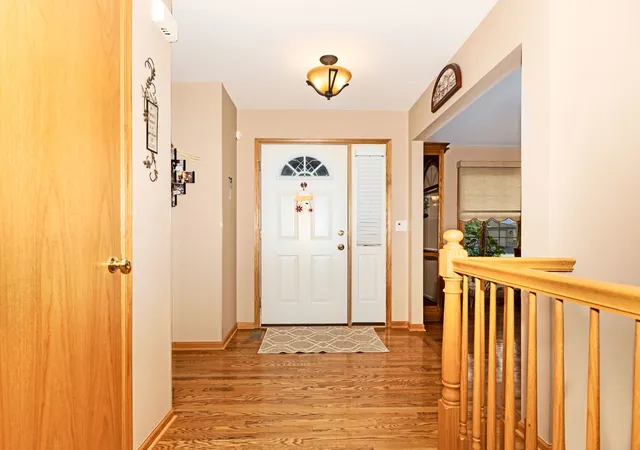 3rd image of 2883 Joela Dr, New Lenox, IL 60451 | MLS# 12732544