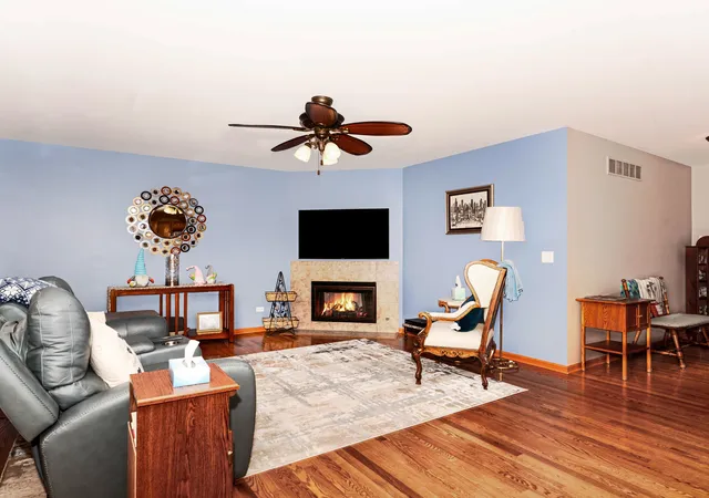 4th image of 2883 Joela Dr, New Lenox, IL 60451 | MLS# 12732544