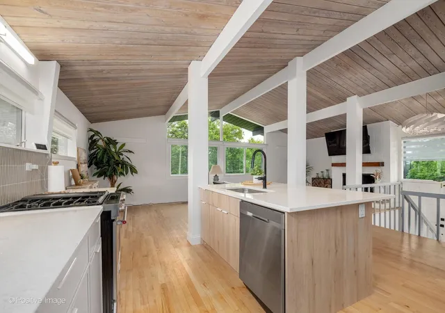 Photo 3 of Single family home for sale at 1s061 Chase Ave, Lombard, IL 60148 | MLS# 12732547 | Listing updated on 2026-08-26