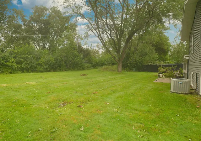 Photo 2 of Single family home for sale at 18920 S Maple Ave, Country Club Hills, IL 60478 | MLS# 12732573 | Listing updated on 2026-09-22