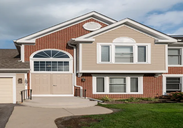 Photo 2 of Townhouse for sale at 1891 Fox Run Dr #A1, Elk Grove Village, IL 60007 | MLS# 12732602 | Listing updated on 2026-09-22