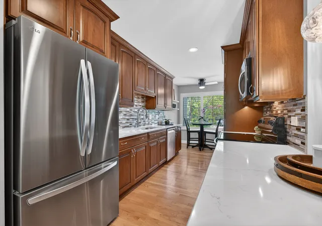 Photo 3 of Sale Pending at 330 Mallard Point, Lake Barrington, IL 60010 | MLS# 12732619 | Listing updated on 2026-09-04