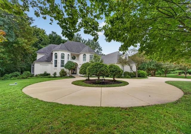 1st image of 6n538 Brookhaven Ln, St. Charles, IL 60175 | MLS# 12732644
