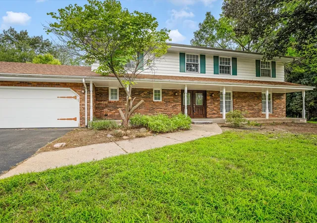 2nd image of 1718 Jacoby Pl, Rockford, IL 61107 | MLS# 12732669