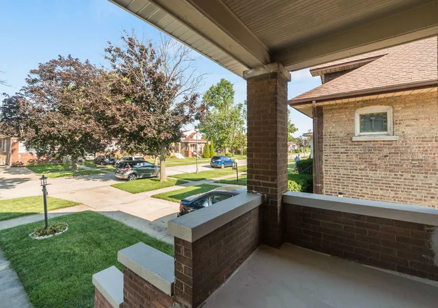 3rd image of 1911 S 11Th Ave, Maywood, IL 60153 | MLS# 12732677