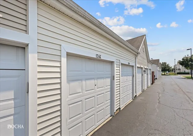 2nd image of 124 Bertram Dr #K, Yorkville, IL 60560 | MLS# 12732694