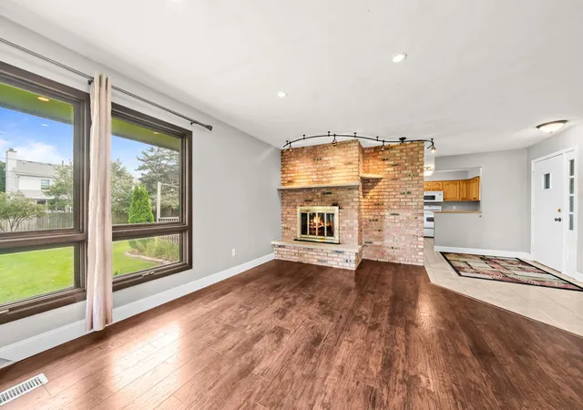 Photo 3 of Sale Pending at 6379 Hallen Ave, Belvidere, IL 61008 | MLS# 12732703 | Listing updated on 2026-08-27