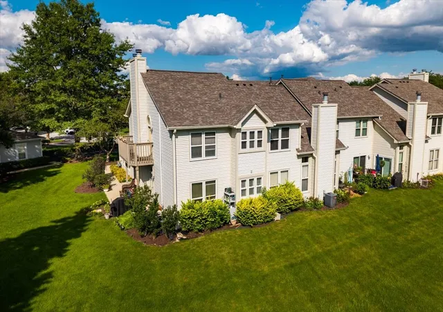 31st image of 1272 Tennyson Ln #1272, Naperville, IL 60540 | MLS# 12732706