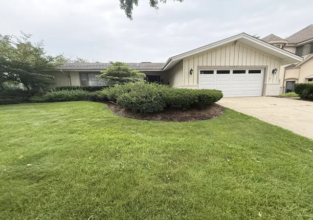 1st image of 1117 Summit Hills Ln, Naperville, IL 60563 | MLS# 12732731