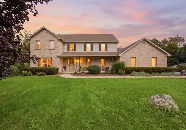 1st image of 8n055 Secretariat Ct, St. Charles, IL 60175 | MLS# 12732735