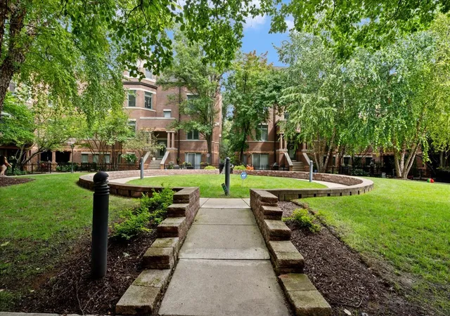 Photo 2 of Sale Pending at 1351 W Altgeld St #3B, Chicago, IL 60614 | MLS# 12732750 | Listing updated on 2026-09-04