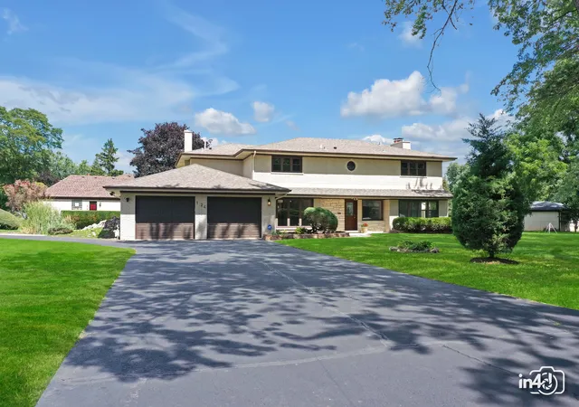 1st image of 124 E Monterey Ave, Schaumburg, IL 60193 | MLS# 12732758