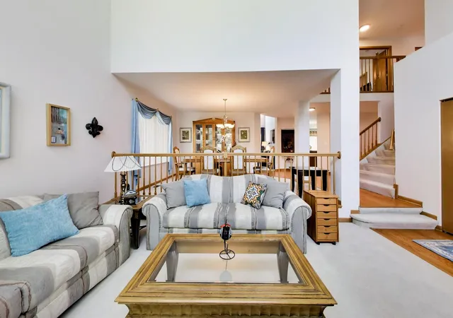 Photo 4 of Single family home for sale at 904 Pimpernel Ct, Naperville, IL 60540 | MLS# 12732788 | Listing updated on 2026-08-18
