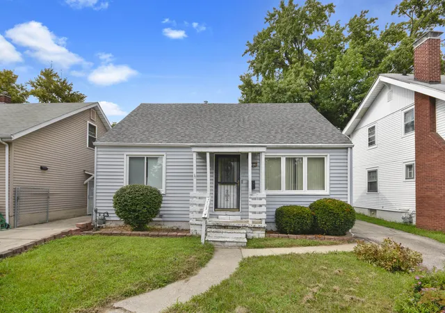 Photo 1 of Single family home for sale at 1016 W King St, Decatur, IL 62522 | MLS# 12732831 | Listing updated on 2026-09-03