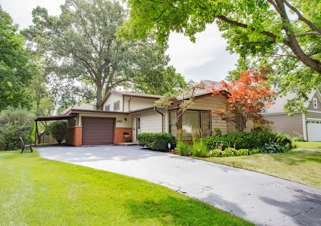 1st image of 1133 Kenton Rd, Deerfield, IL 60015 | MLS# 12732838
