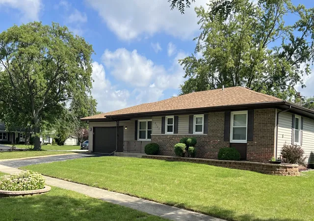 2nd image of 4120 Sumter Dr, Matteson, IL 60443 | MLS# 12732842