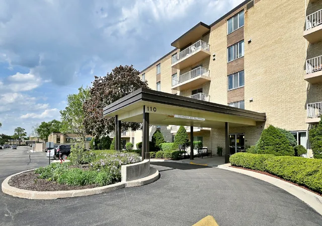 Photo 2 of Condo for sale at 110 W Butterfield Rd #302S, Elmhurst, IL 60126 | MLS# 12732854 | Listing updated on 2026-08-20