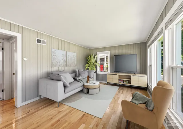 Photo 4 of Single family home for sale at 125 W Adams St, Villa Park, IL 60181 | MLS# 12732876 | Listing updated on 2026-09-04