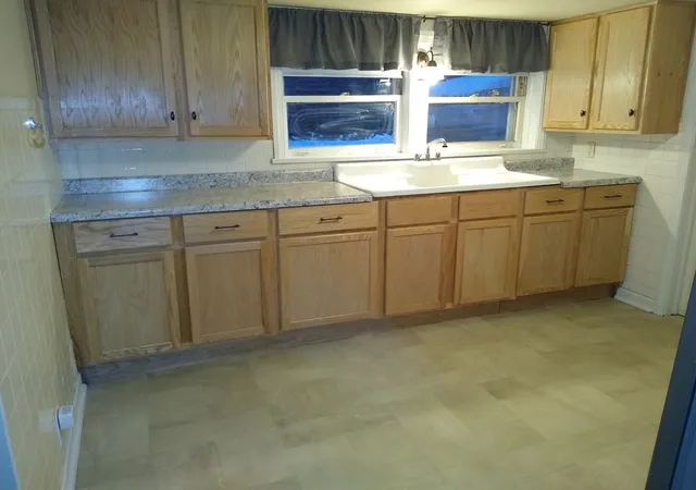 3rd image of 3643 Clinton Ave, Berwyn, IL 60402 | MLS# 12732902