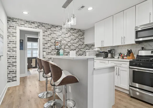 Photo 3 of Multi family home for sale at 336 E Russell St, Barrington, IL 60010 | MLS# 12732940 | Listing updated on 2026-09-04