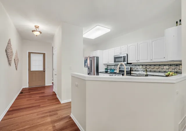 Photo 4 of Townhouse for sale at 2835 Waterfront Ave, Algonquin, IL 60102 | MLS# 12732986 | Listing updated on 2026-08-25
